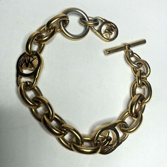 1100 Michael Kors gold tone toggle MK link Bracelet 8.5" *read - Picture 3 of 3